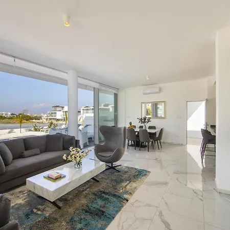 You And Your Family Will Love This 5 Star Villa, 1538 * Πρωταράς