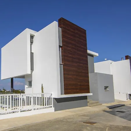 Villa You And Your Family Will Love This 5 Star Villa, 1538 Protaras
